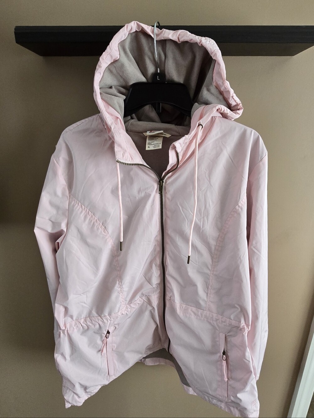Avalanche Women's Light Pink Hooded Lightweight Jacket. XL.